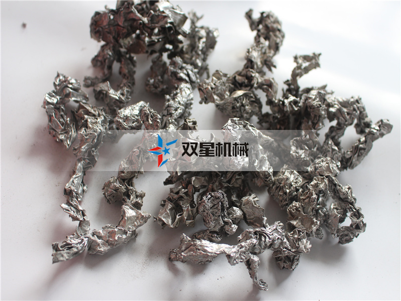<a href='http://dianzizhifu.cn/feilv/724.html' target='_blank'><span>斷橋鋁破碎機(jī)</span></a>設(shè)備生產(chǎn)線粉碎效果