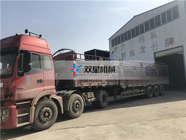 <a href='http://dianzizhifu.cn/psj/845.html' target='_blank'><span>金屬破碎機(jī)</span></a>設(shè)備1400型發(fā)貨現(xiàn)場