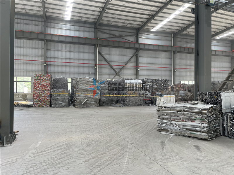 廢鋼破碎機(jī)設(shè)備遇到出料粒度偏大怎么解決 <a href='http://dianzizhifu.cn/' target='_blank'><span>廢鋼破碎機(jī)</span></a>設(shè)備遇到出料粒度偏大怎么解決