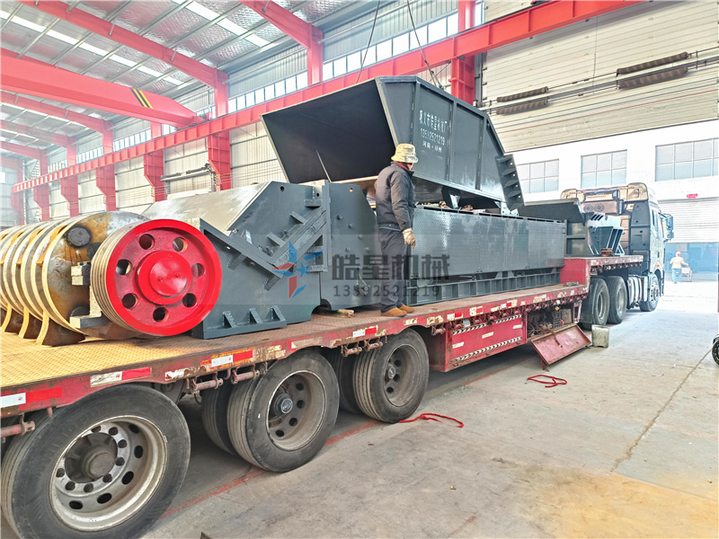 1600<a href='http://dianzizhifu.cn/feilv/852.html' target='_blank'><span>鋁合金破碎機</span></a>廠家設(shè)備發(fā)往四川